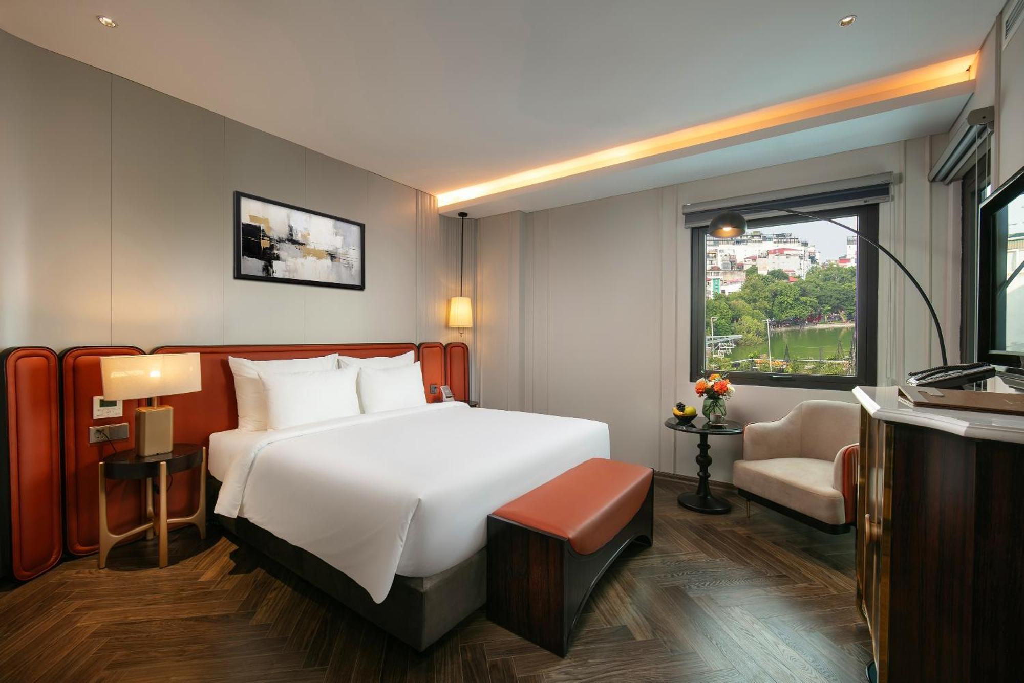 Le Premier Hotel & Rooftop Bar Hanoi Exterior foto
