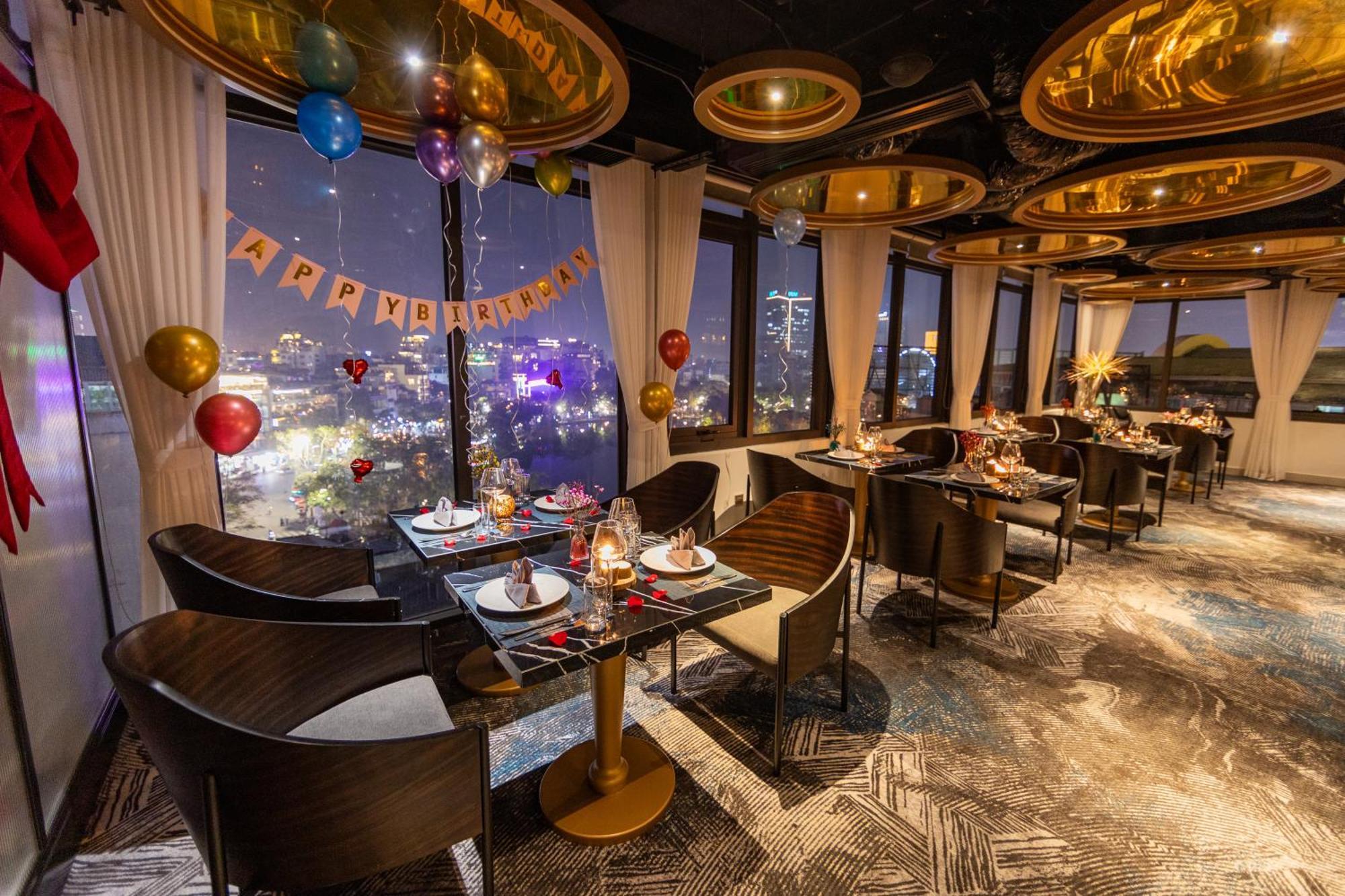 Le Premier Hotel & Rooftop Bar Hanoi Exterior foto