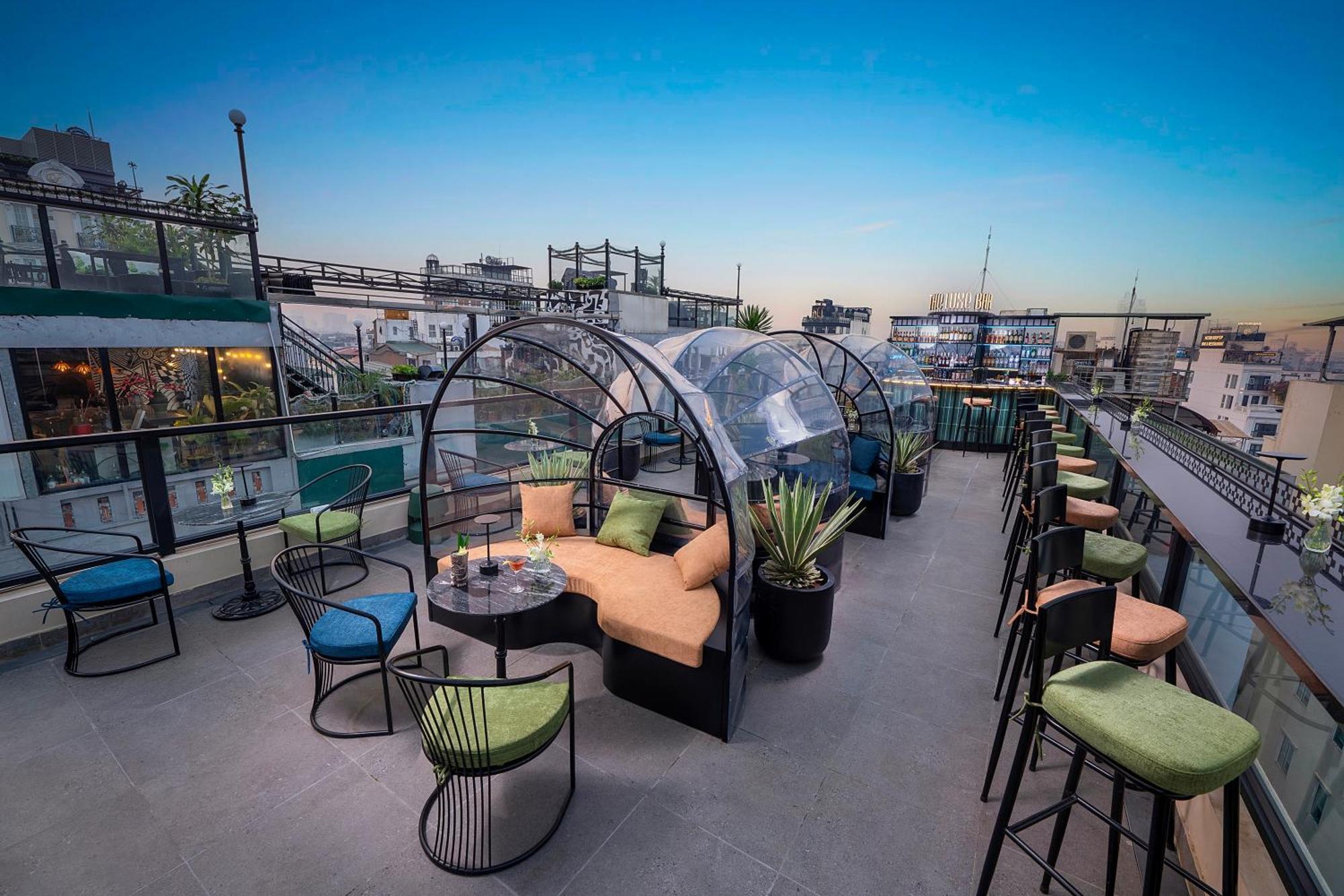 Le Premier Hotel & Rooftop Bar Hanoi Exterior foto